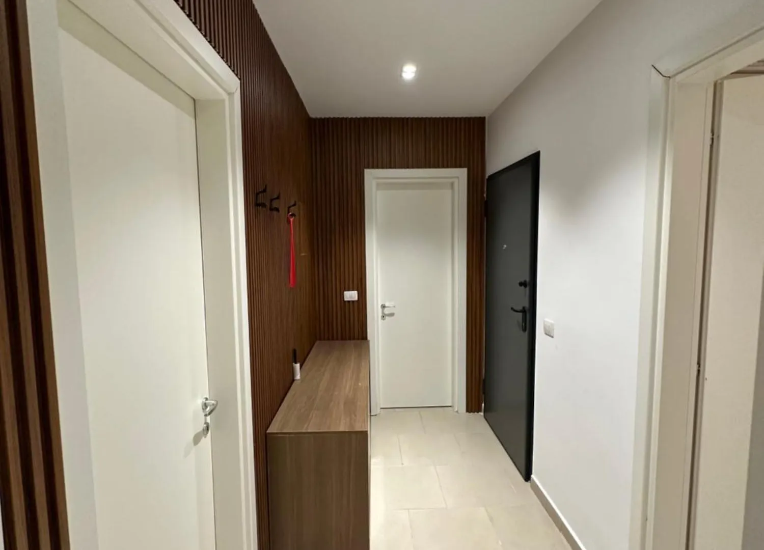 Br Apartment ドゥラス アルバニア