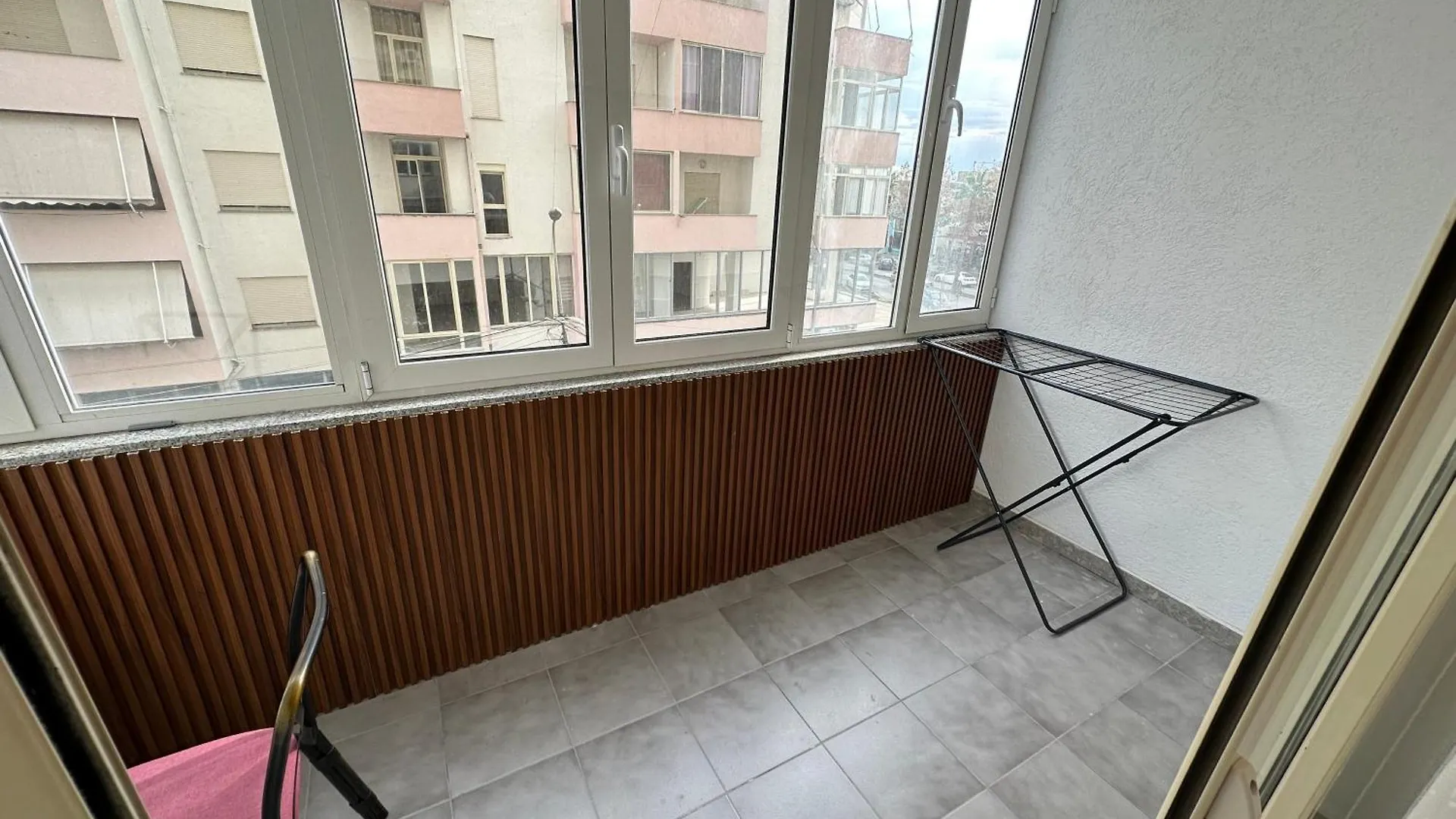 Br Apartment ドゥラス アルバニア